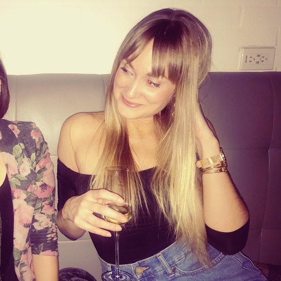 Meet your Posher, Amy - Picture 3 of 4